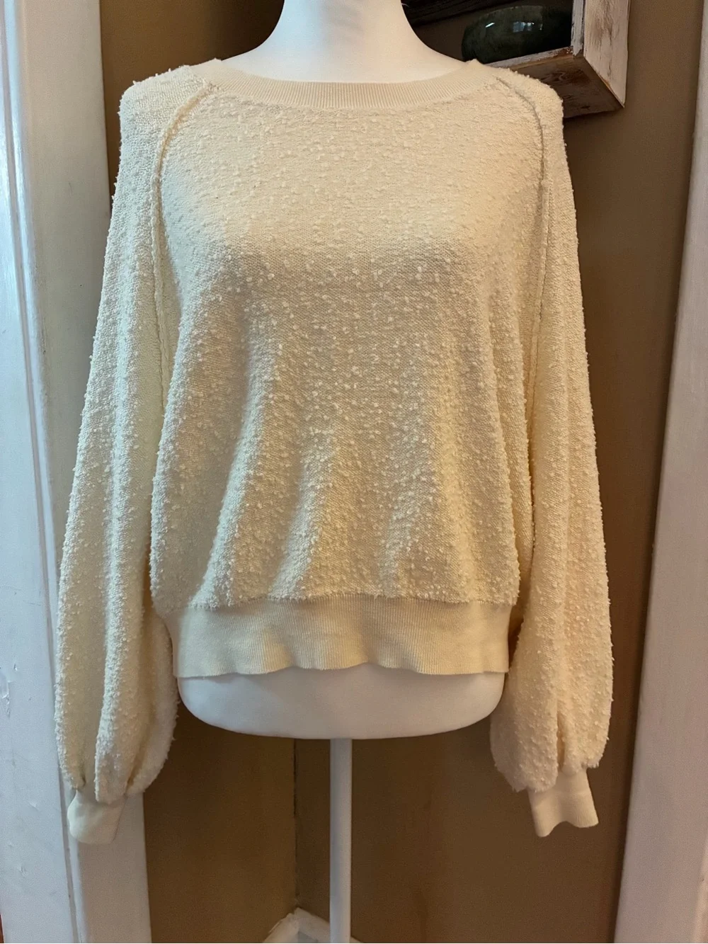 Free People Found My Friend Pullover Sweater Cream Boucle Knit Oversized Size XS